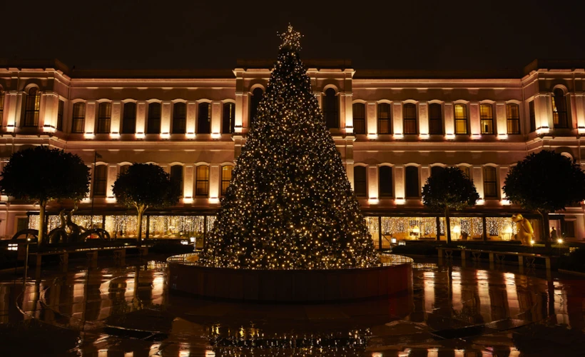 Four Seasons Hotels Istanbul'da: Yeni Yıla Işıl Işıl Bir Merhaba