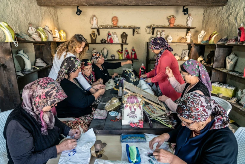 006_boncukcu_OPET_tarihe-saygi-projesi_tevfikiye-troya_copyright_murat-germen