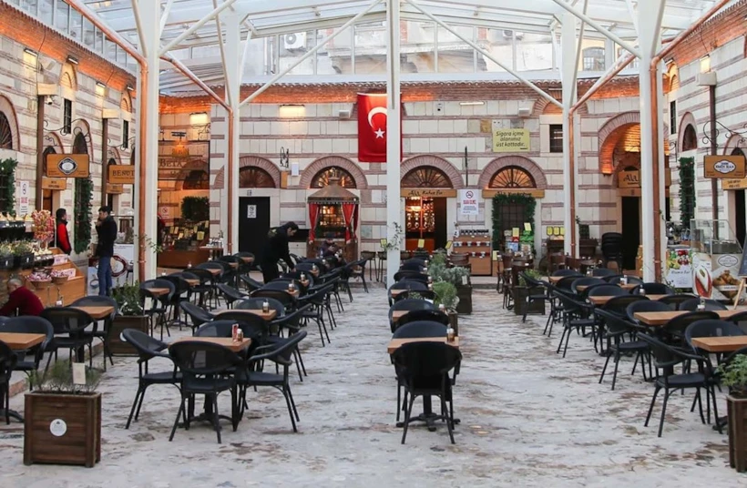 Beta Yeni Han