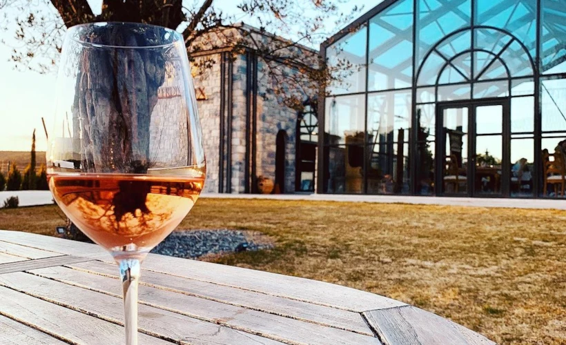 Perdix Wines: Urla'da Salkımdan Kadehe Uzanan Yolculuk