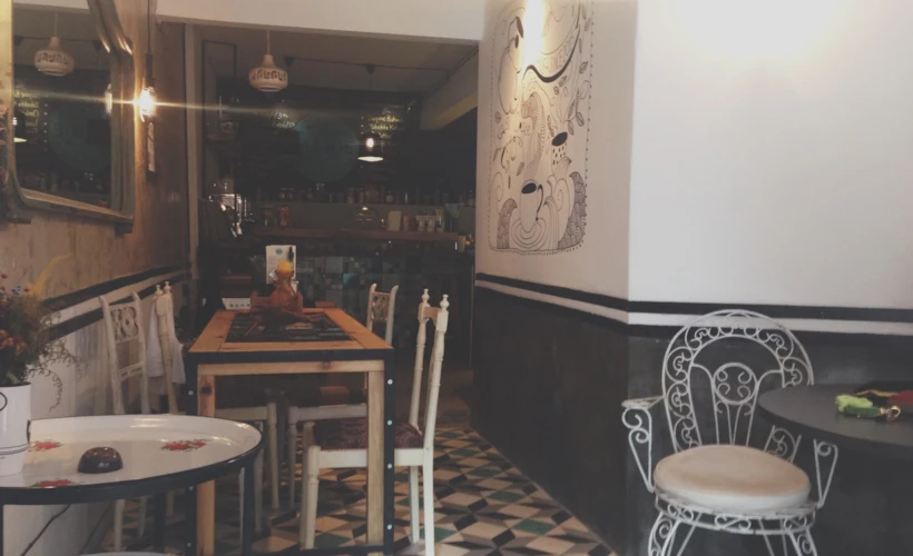 Ma'ide Cafe: Balat Kalabalıklaşıyor
