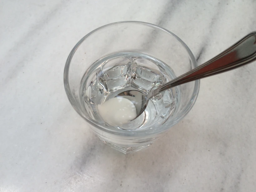 Damla sakızlı su