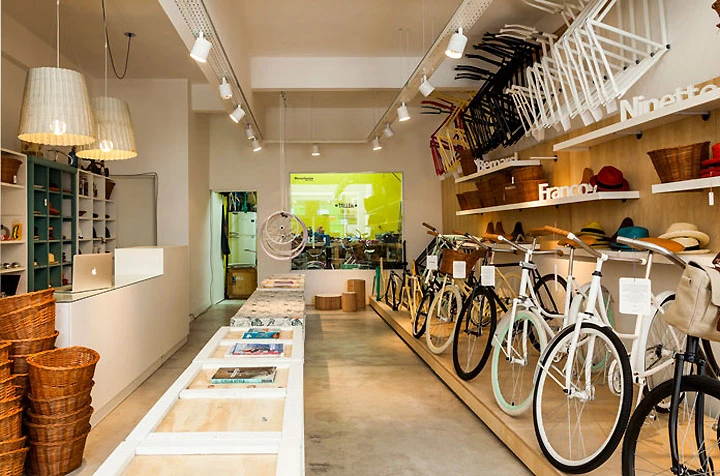 Monochrome-Bikes-store-by-Nidolab-Buenos-Aires-02