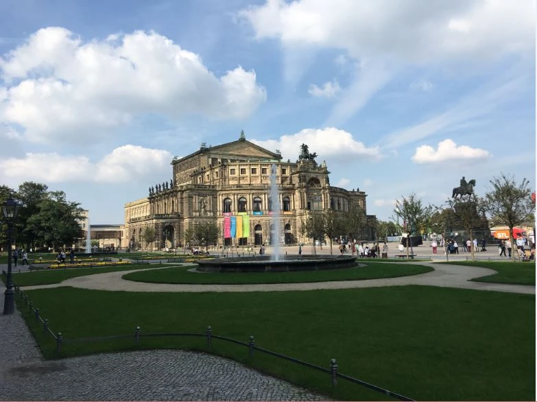 opera