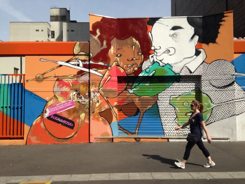 Avenida Paulista’daki bir grafiti