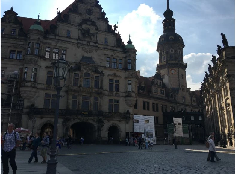 royal_palace