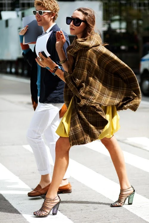 9139sixthwalk9601web1