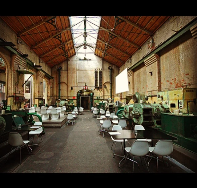 Wapping Food