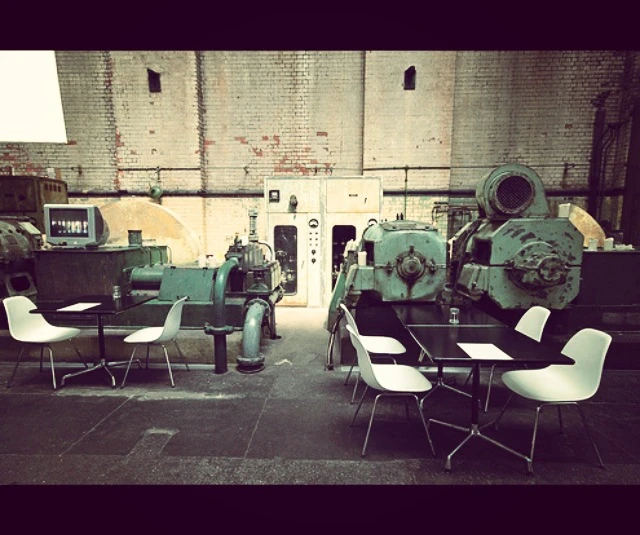 Wapping Food