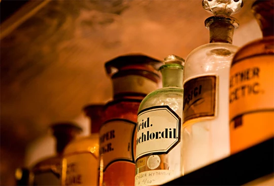 Apotheke Cocktail Bar