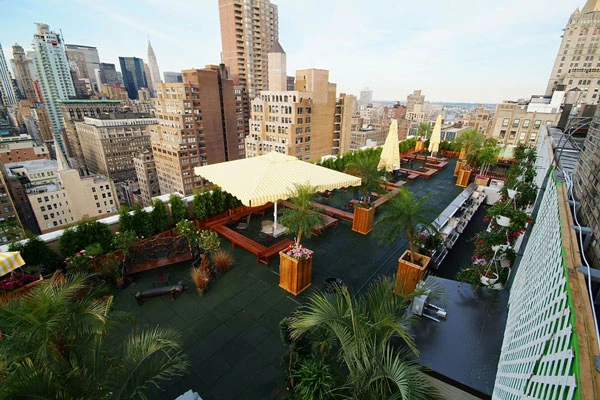 230 Fifth Rooftop Garden Bar