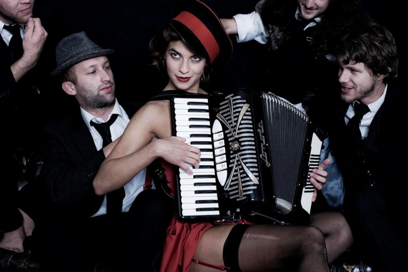 molotov jukebox