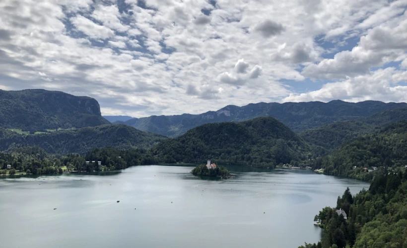 Bled ve Bohinj: Doğayla İç İçe Romantik Bir Rota