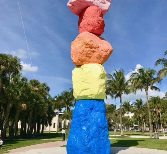 Miami Rehberi: Güneş ve Plajdan Çok Daha Ötesi!