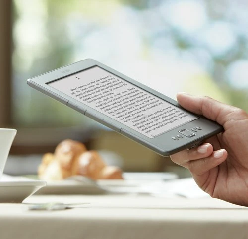 e-kitaplar Kitaplara Karşı: Book vs. e-Books