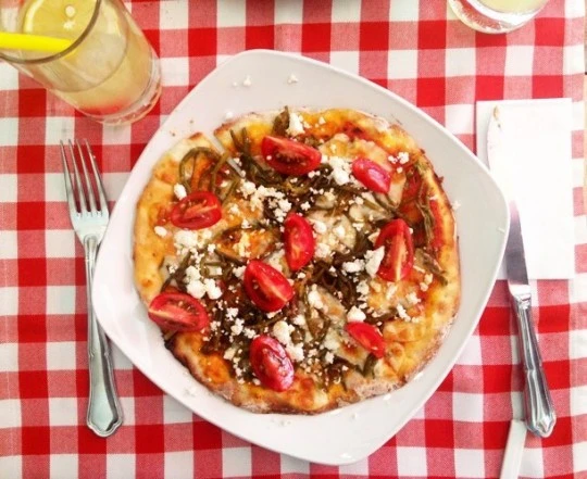 Pizano Pizzeria