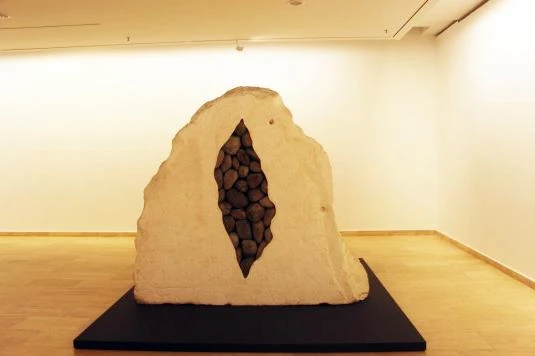 Geçmişiyle – Anish Kapoor