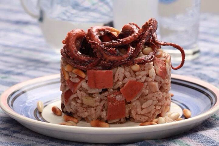 çamlıbel köyü – zeytinbağı otel, ahtapotlu pilav