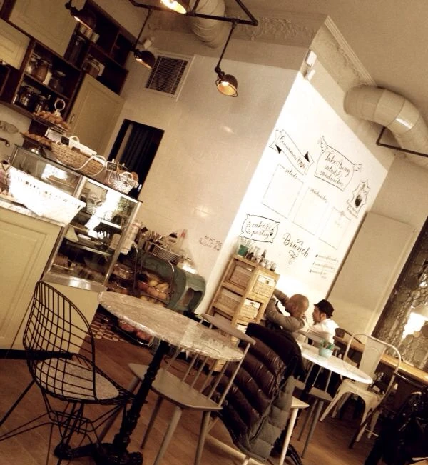 mums_cafe_inside1