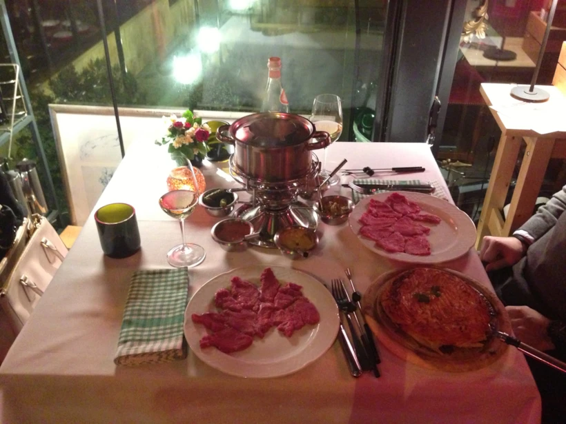 Swiss Cafe & Restaurant – Les Ottoman