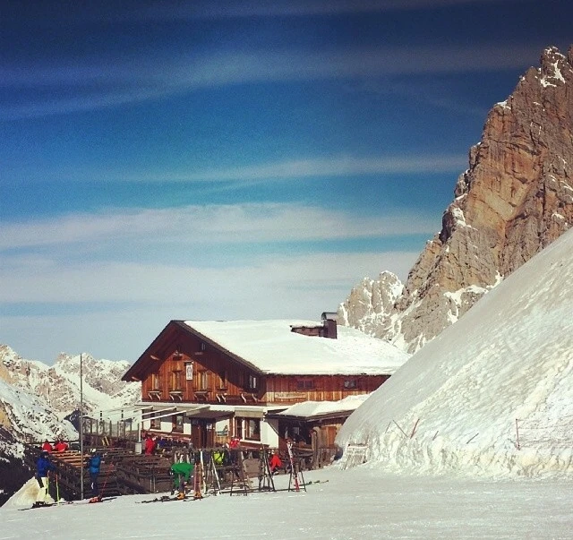 Cortina