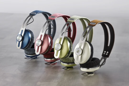 Mo_Ear_Group_098