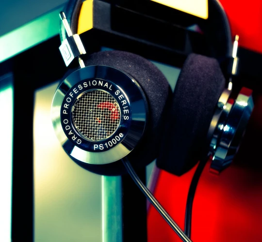 Kulaklık Önerileri: Kaliteli Müzik Dinlemek İsteyenler İçin