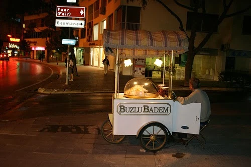 izmir – buzlu badem