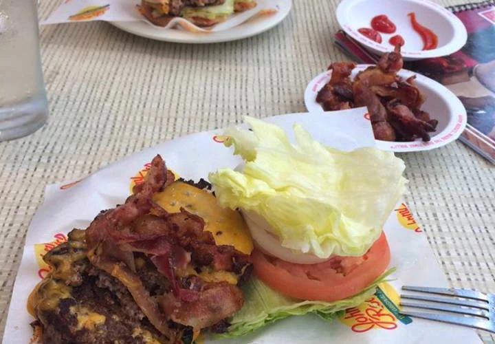 New York'ta Mükemmel Burger Peşinde
