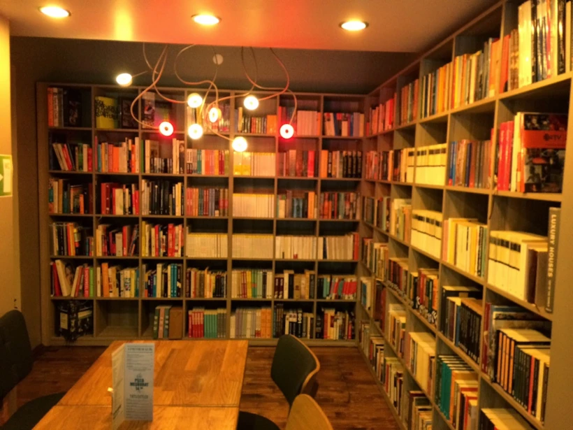 tasarim bookshop 1