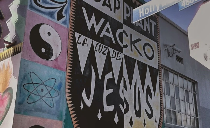 Sıra Dışı Bir Galeri, Şok Edici Bir Sergi: La Luz de Jesus Gallery ve Scott Hove