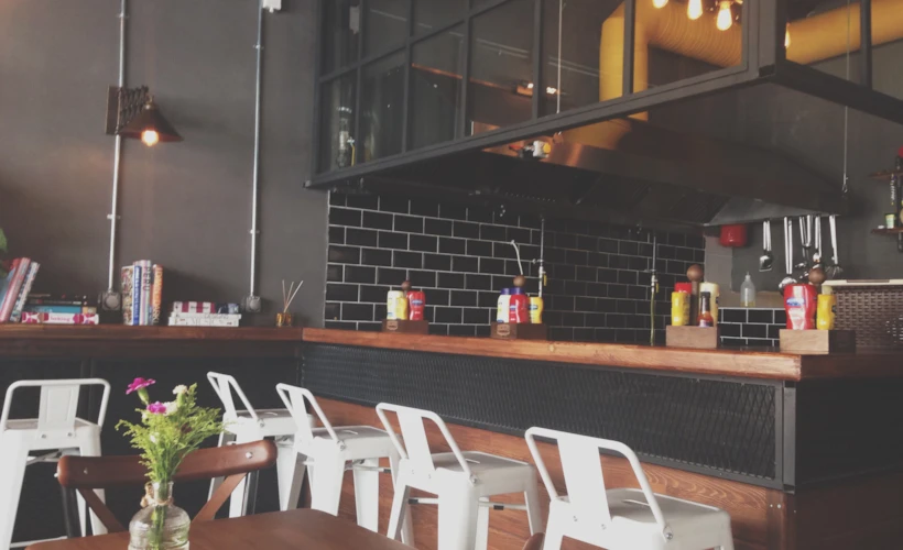 Kev Cafe & Ben Coffee Roasters: Kadıköy'den İki Mekan