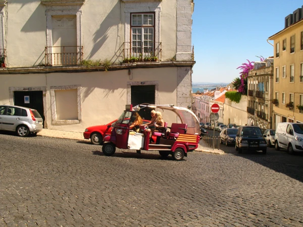 tuk tuk lizbon