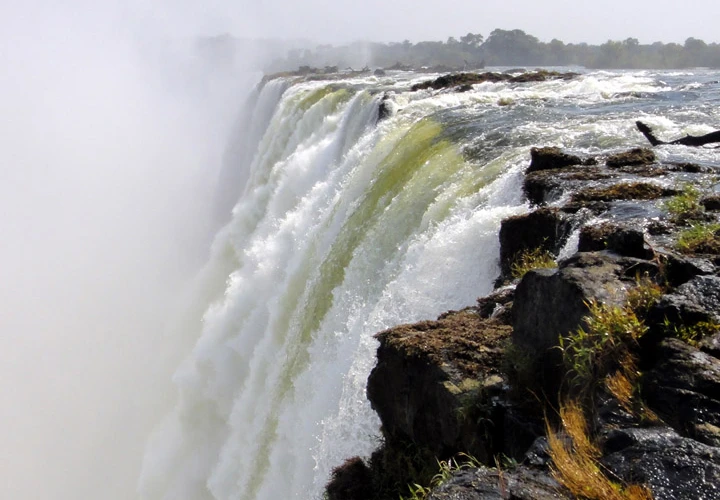 Büyülü Bir Yolculuk: Güney Afrika ve Victoria Falls