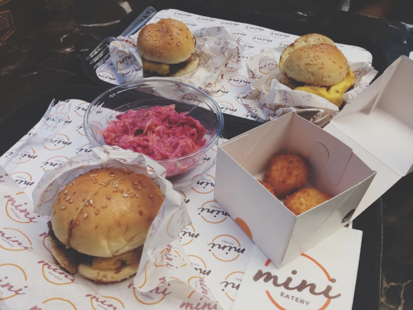 mini eatery