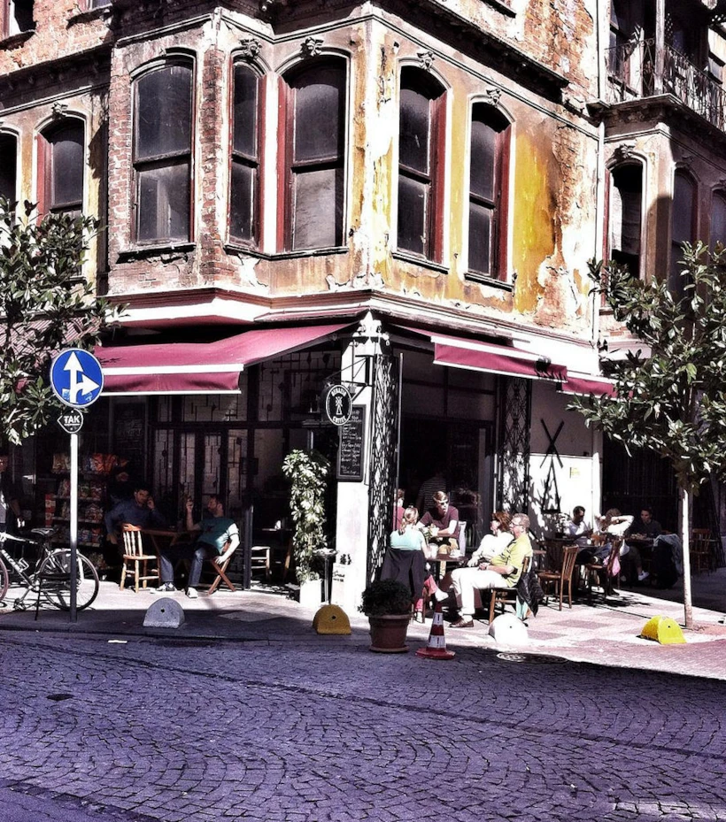 benazio6