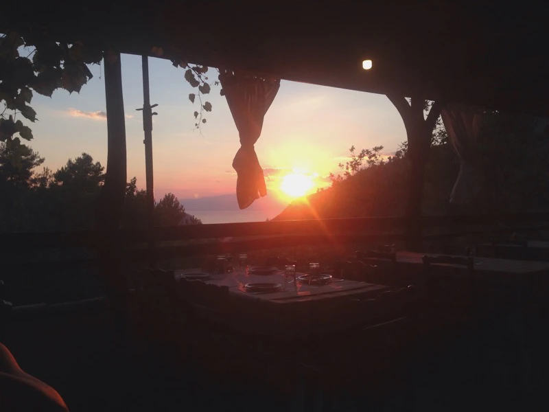 thassos 9