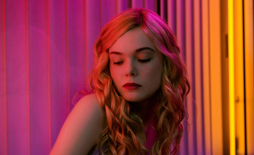 The Neon Demon: Spotların Altında Kirli Bir Dünya