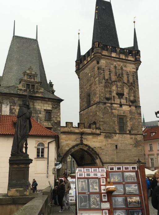 prag 9