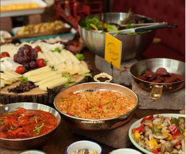 Karaköy'de Tükkan Sizin, Brunch ve Mutluluk Sizin!