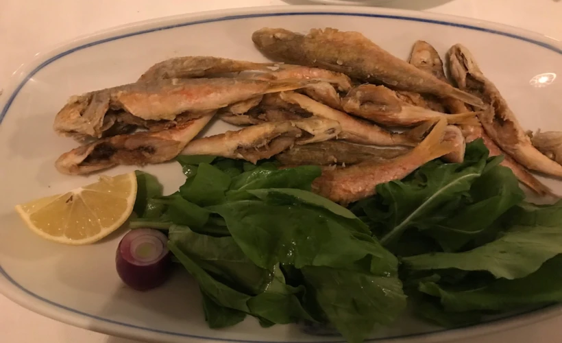 Karadeniz'in Kıyısında: Uzunya Restaurant / Demirciköy