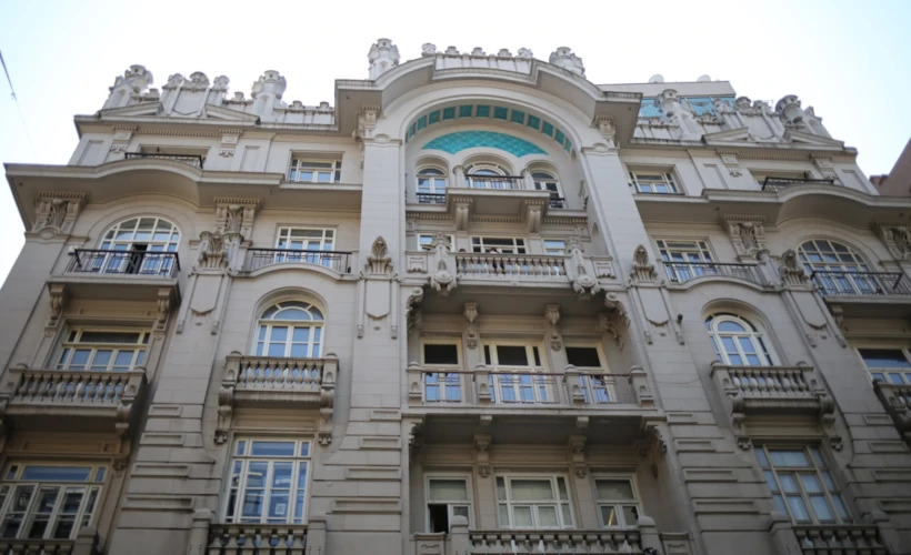 İstanbul'dan 10 Tarihi Apartman ve Etkileyici Hikayeleri