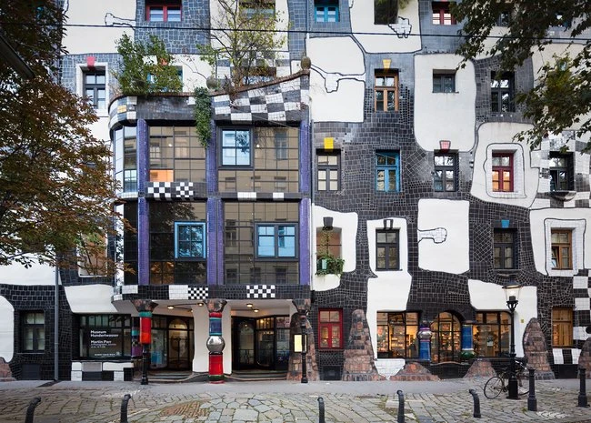 KunstHausWien ve Hundertwasser: Viyana'nın Harikalar Diyarı