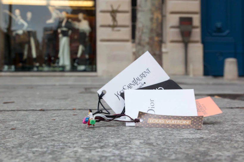 Slinkachu – Branded