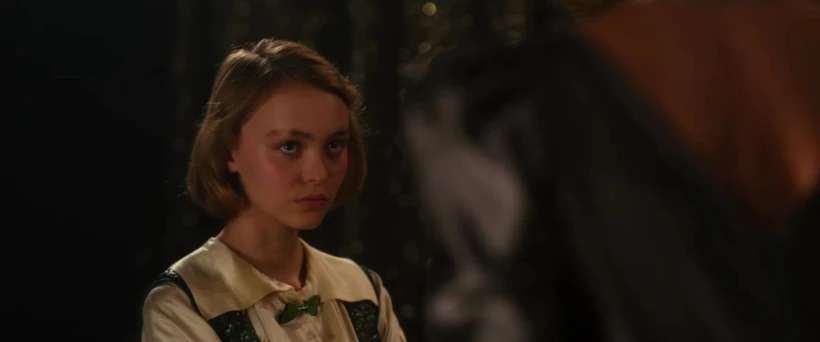 planetarium-movie-image-natalie-portman-lily-rose-depp