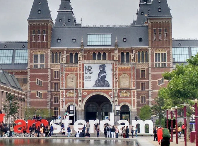 Amsterdam Mekanları: Sürprizlerle Dolu, Hip ve Leziz!