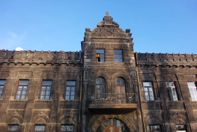 Cheltikov Hotel