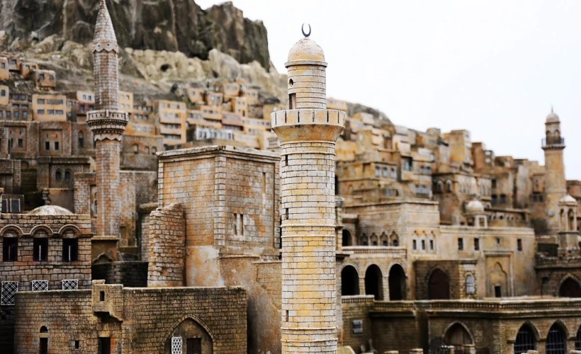 Sözden Öte: 4 Adımda 4. Mardin Bienali