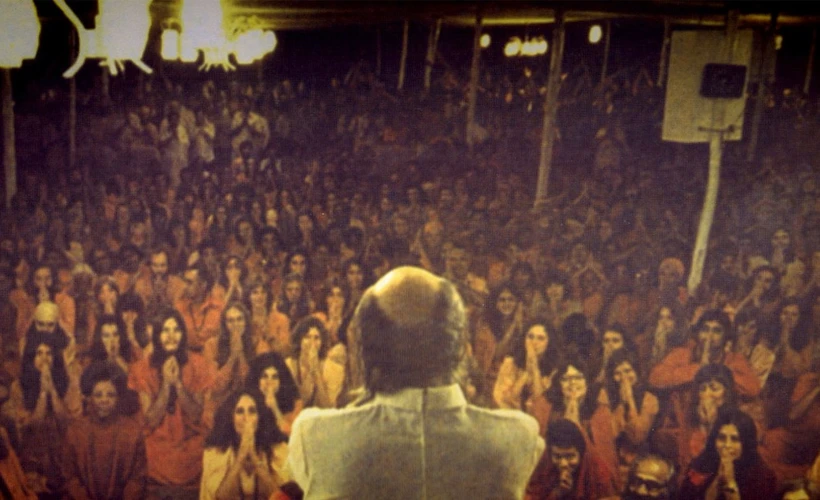 Wild Wild Country: Benzer Filmler, Diziler, Kitaplar