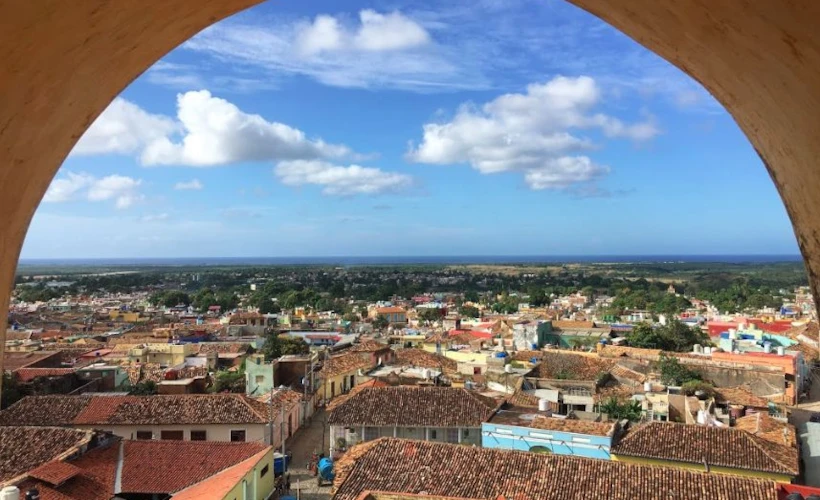 Orada Bir Ada Var Uzakta: Küba Vol.2 Las Terazzas, Guama, Trinidad